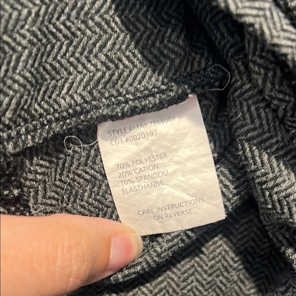 Cinch Men's Gray Quarter-Zip Sweater - Picture 4 of 4